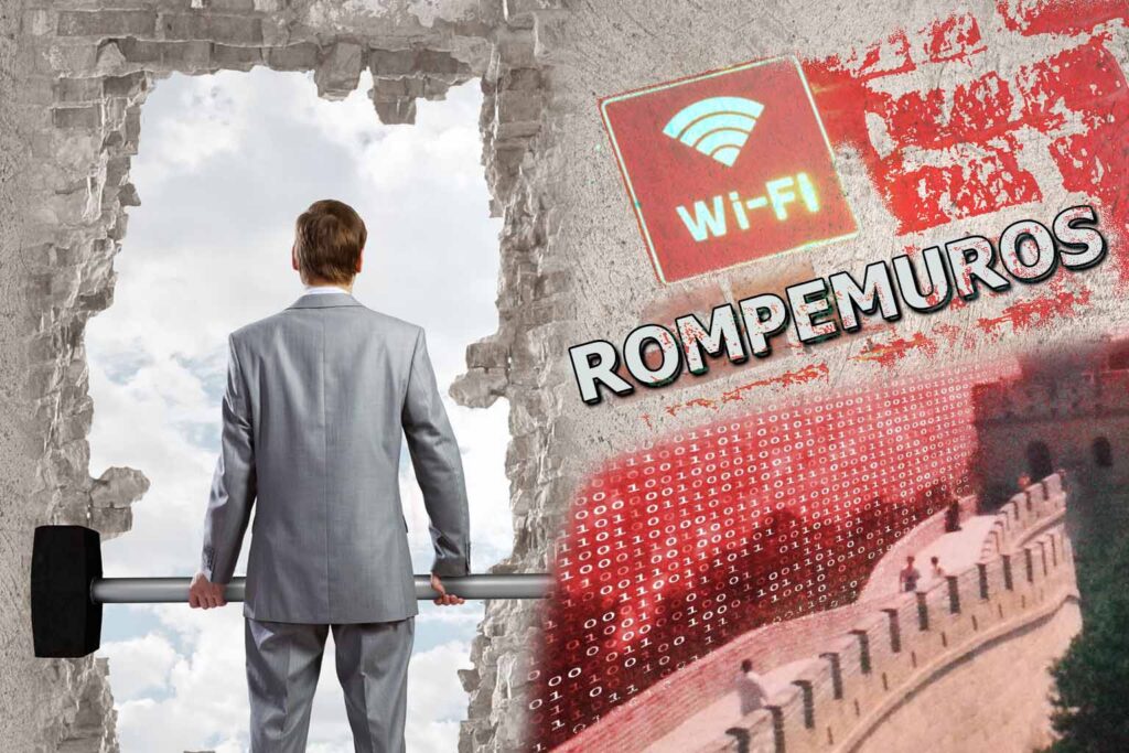 persona de traje con martillo delante de un muro